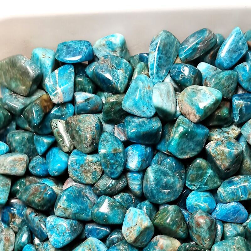 Blue Apatite Polished Rolling Stone – product image 3